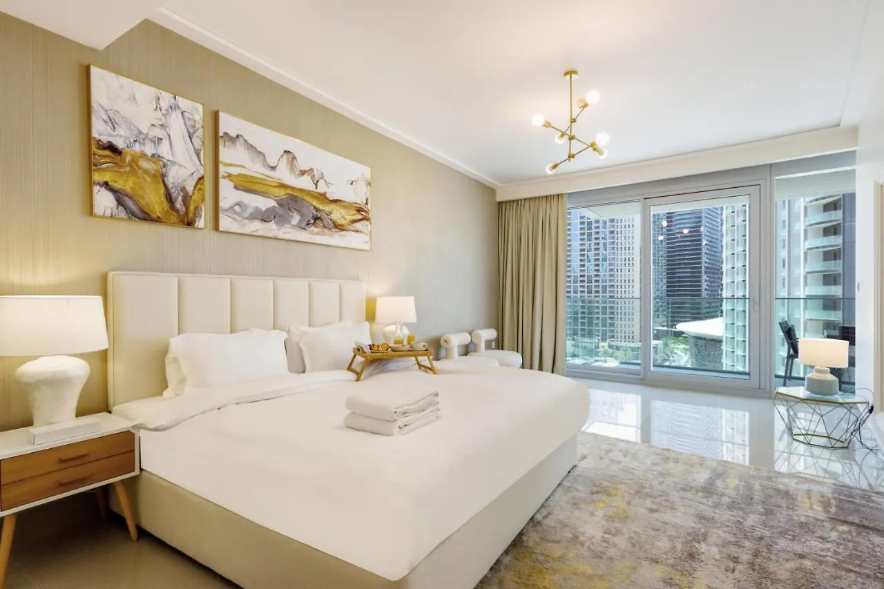 Livbnb Suites-Spectacular 2BR Burj Fountain Views Dubai 0*,