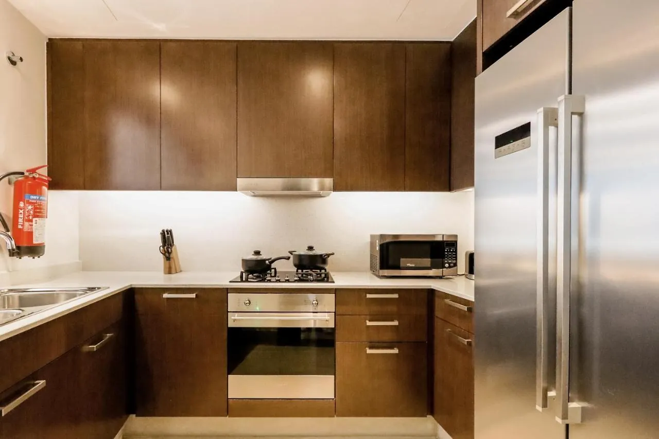Livbnb Suites-Spectacular 2BR Burj Fountain Views Dubai Apartment